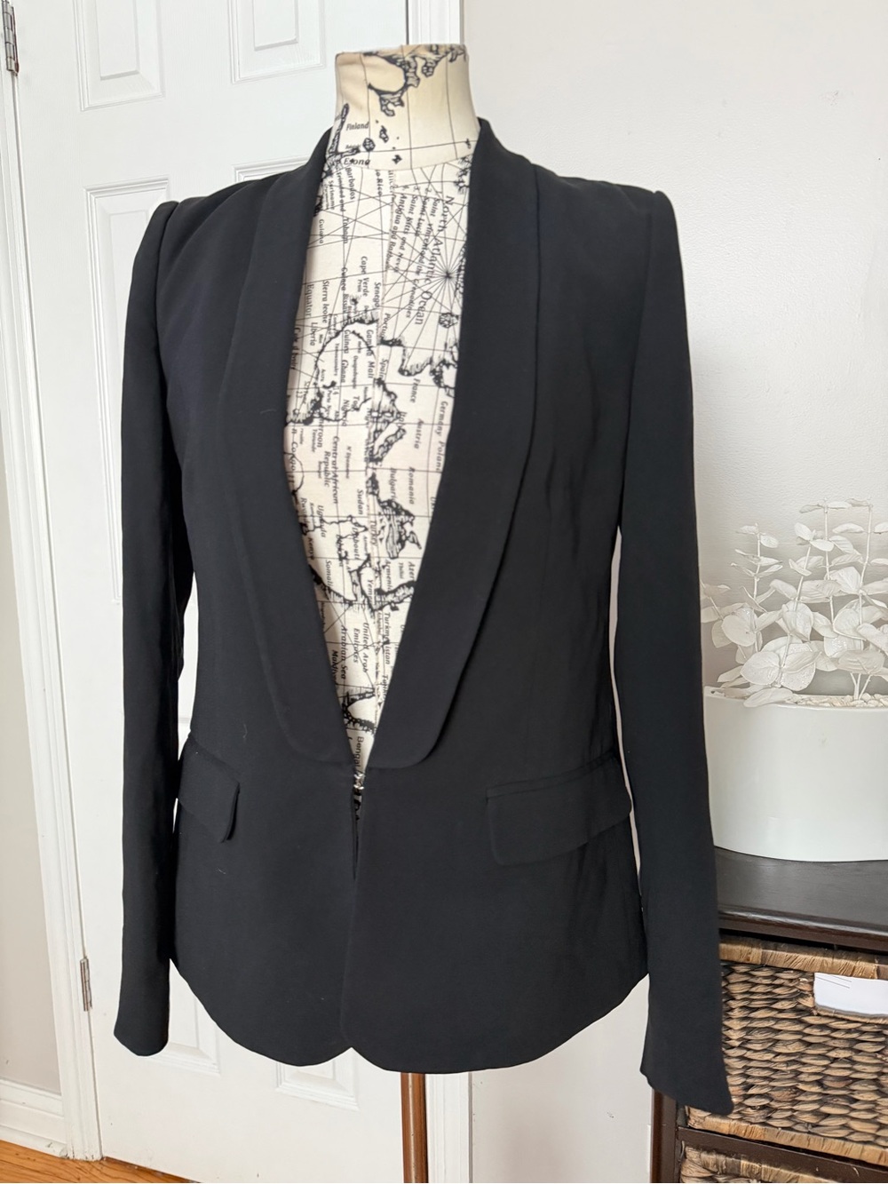 Country Road Chiffon Tailored Shawl collar 1-hook closure flap Blazer Black 8